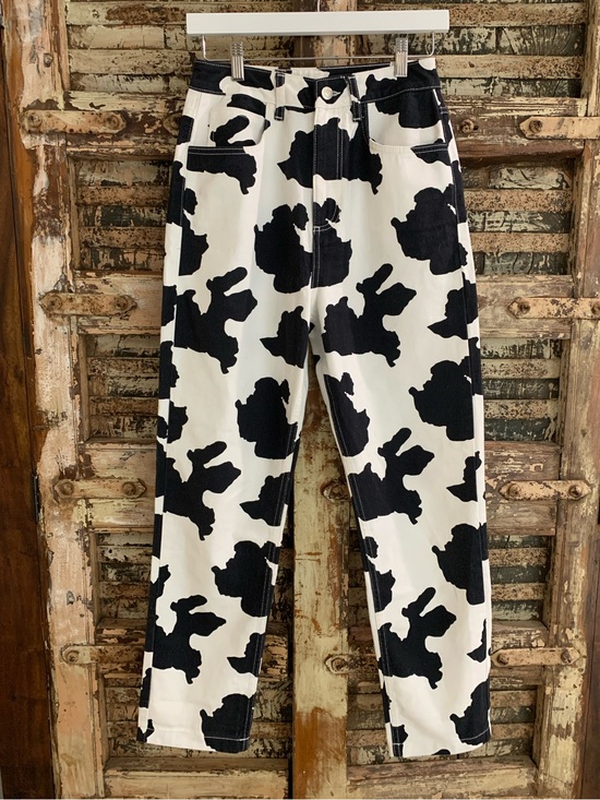 Reclaimed Vintage Denim - NWOT Reclaimed Vintage Cow Print Ultra High Rise Tapered 90s Mom Jeans, 26